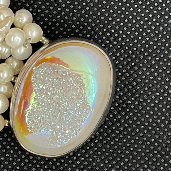 Woven freshwater pearl 925 sterling bracelet with huge druzy cabochon clasp. 7” - Picture 8 of 8